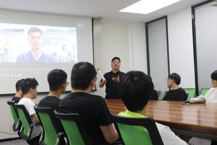 邁得新員工入職培訓(xùn)會